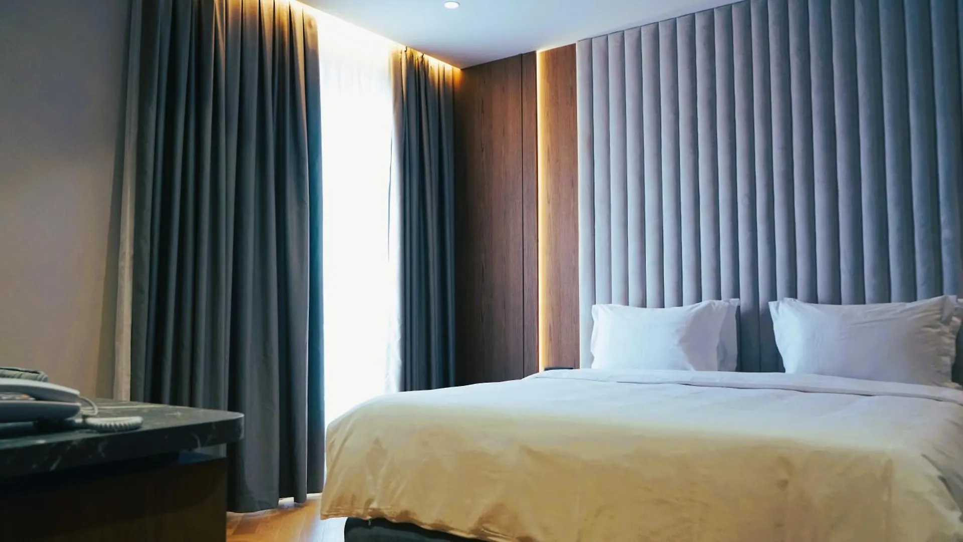 Arbnor Boutique Hotel 地拉那 阿尔巴尼亚