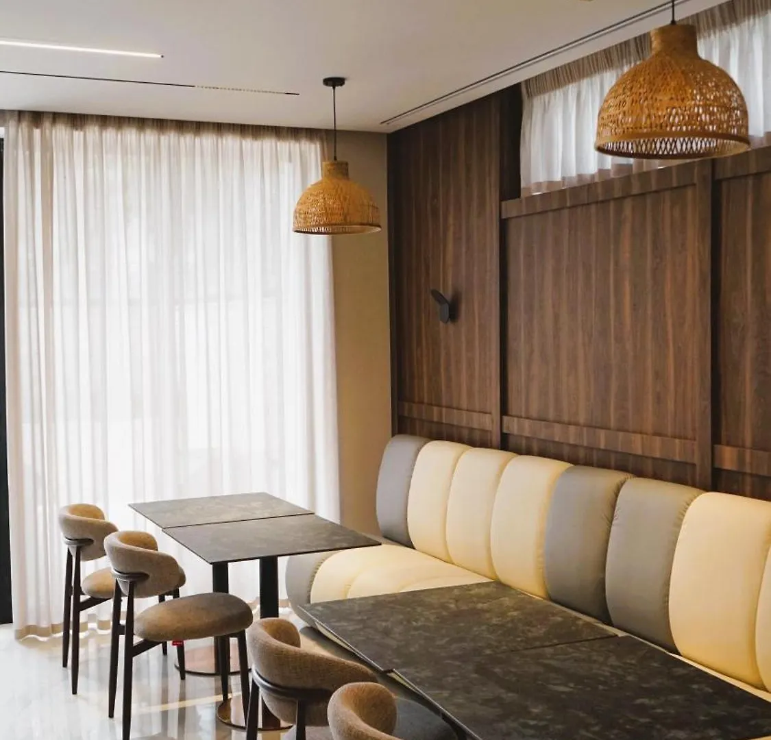 Arbnor Boutique Hotel 地拉那 0*,